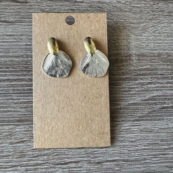Gold and Silver Leaf Earrings A1325 - Picture 3 of 4